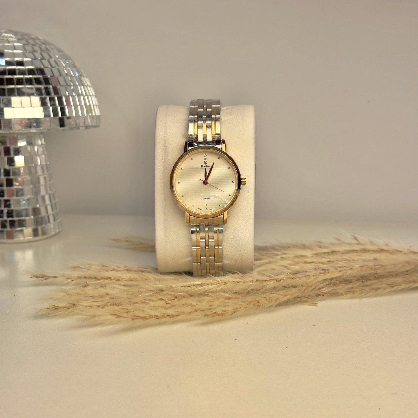 Rose-Gold : WATER RESISTANT Ur