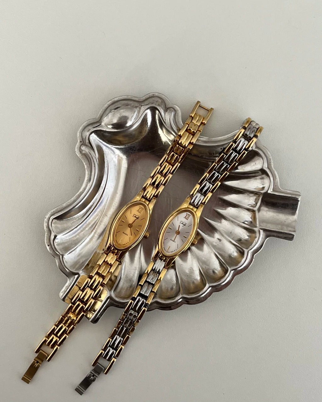 Belir Gold Uhr