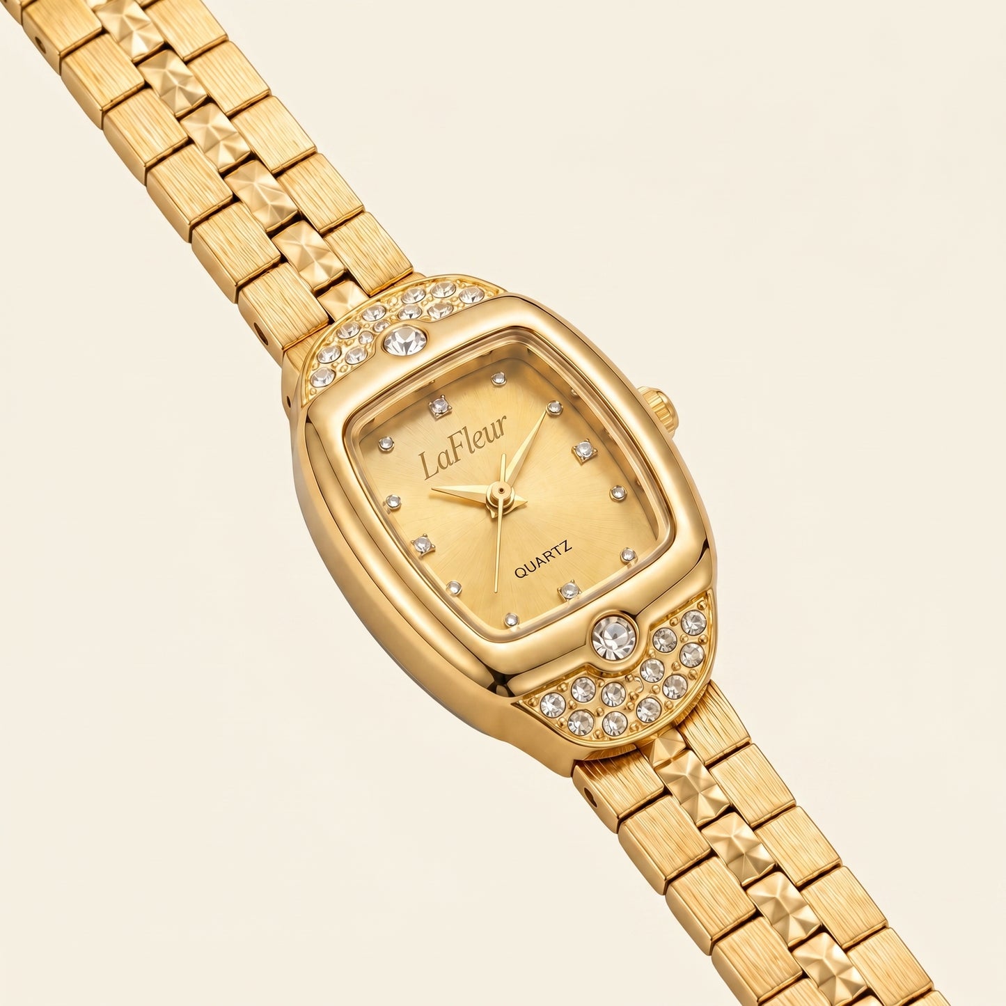 Trocadéro Watch Gold