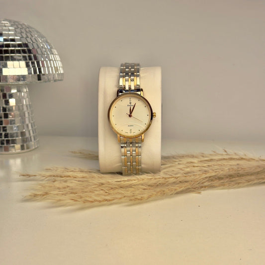 Rose-Gold : WATER RESISTANT Montre