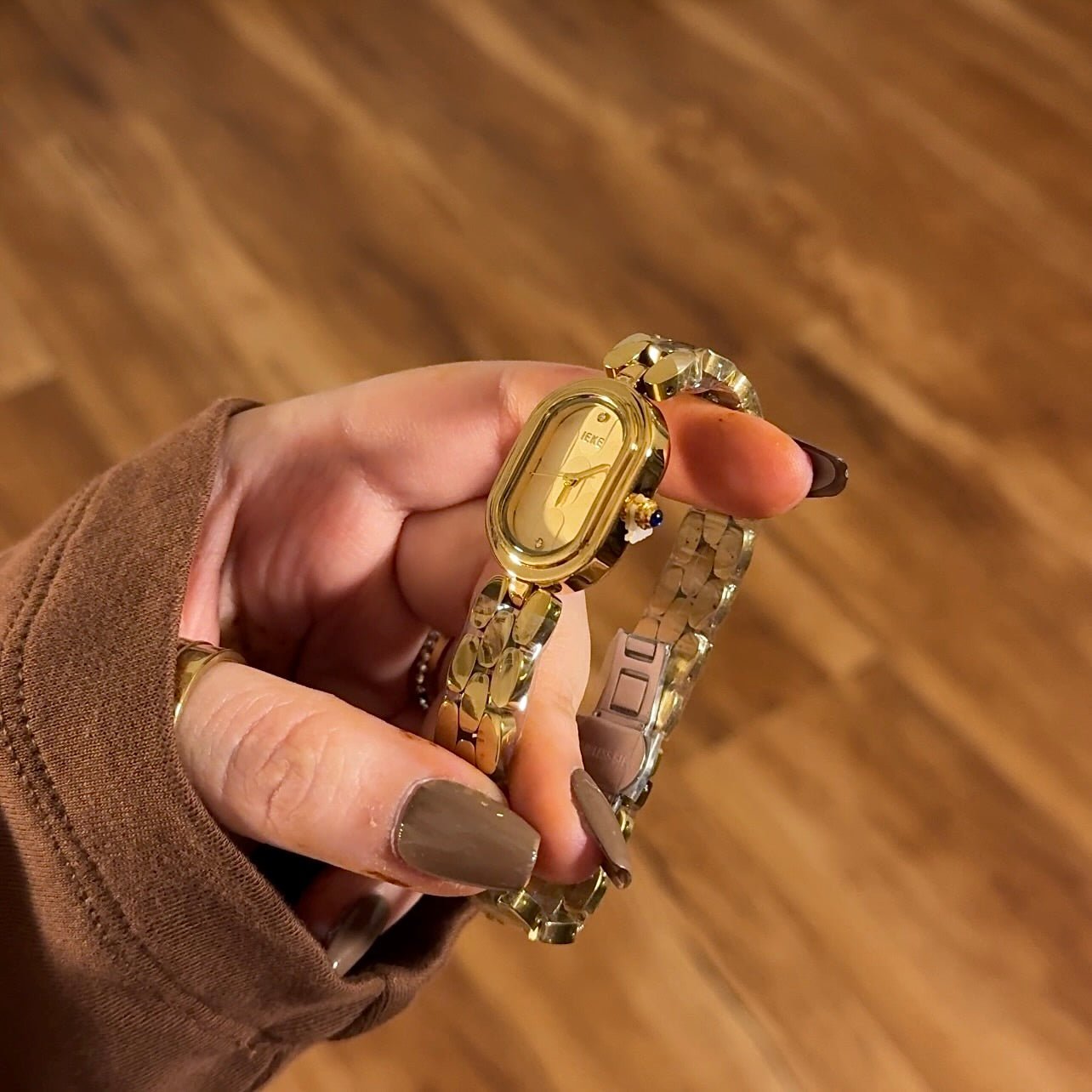 Celivra Watch