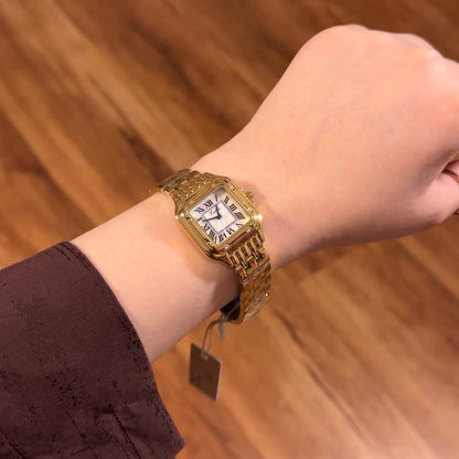 Elisse Uhr