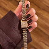 Pearl Uhr